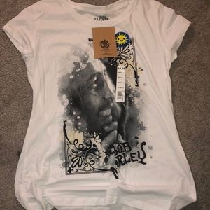 BRAND NEW- Color changing Bob Marley shirt